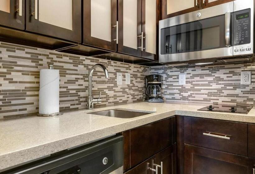 Студио Стандарт Кровать Кинг, Staybridge Suites St. Petersburg Fl, An Ihg