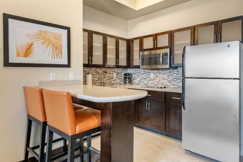 Люкс, Staybridge Suites St. Petersburg Fl, An Ihg
