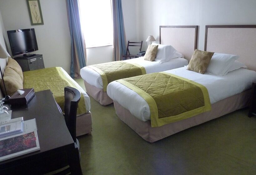 Трехместный Номер Superior, The Originals Boutique, Hôtel De La Paix, Beaune