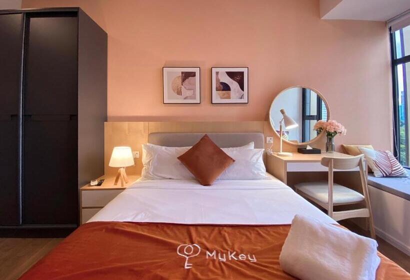 استودیوی استاندارد, Lanson Place Bukit Ceylon