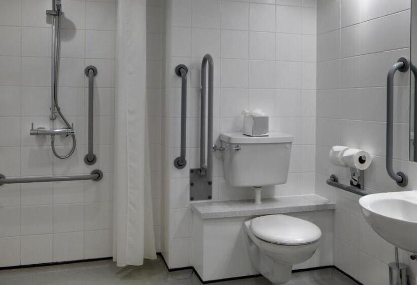 Номер Стандарт, Best Western Pontypool Metro
