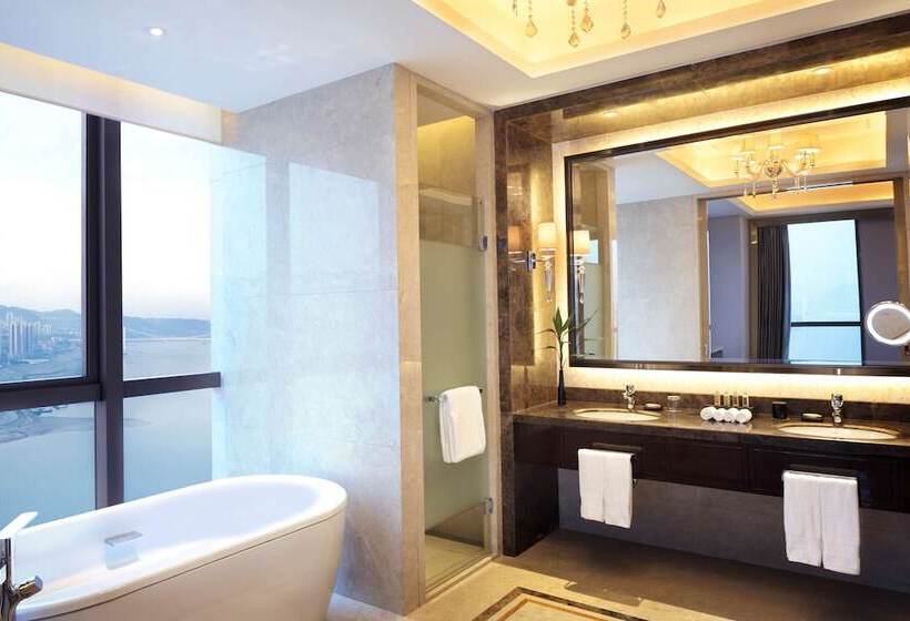 سوییت لوکس, Doubletree By Hilton Chongqing Wanzhou