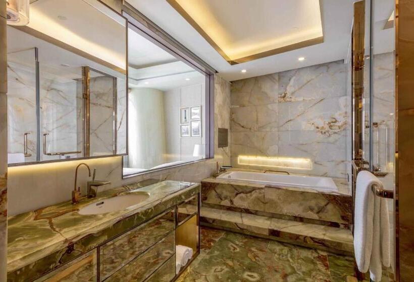 اتاق استاندارد با تخت بزرگ, Sheraton Huzhou Taihu Lake Hot Spring Resort & Spa