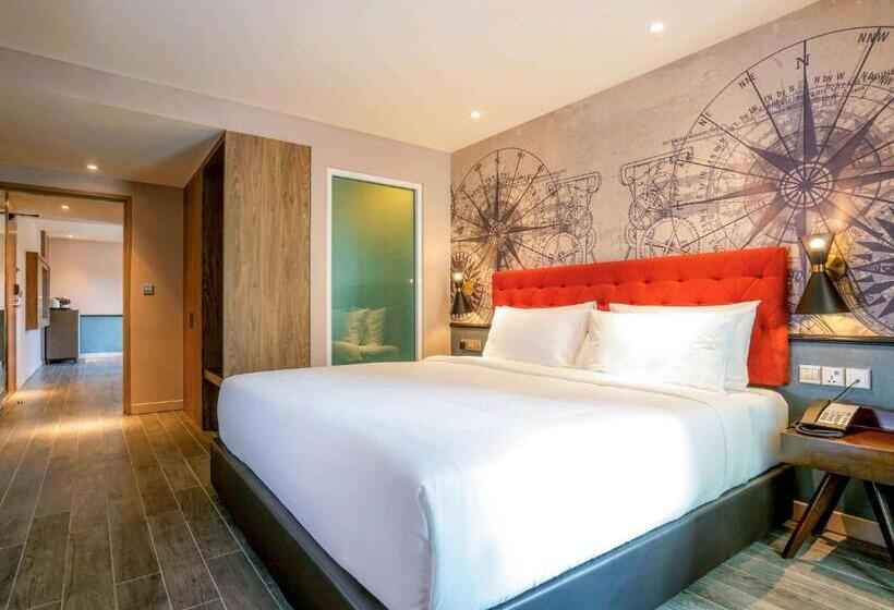 Трехместный Номер Deluxe, Mercure Langkawi Pantai Cenang