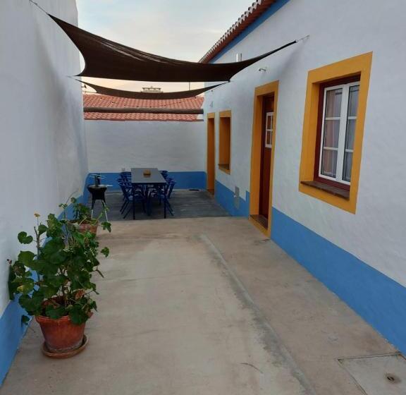 Дом 3 Спальни, Casa Do Páteo