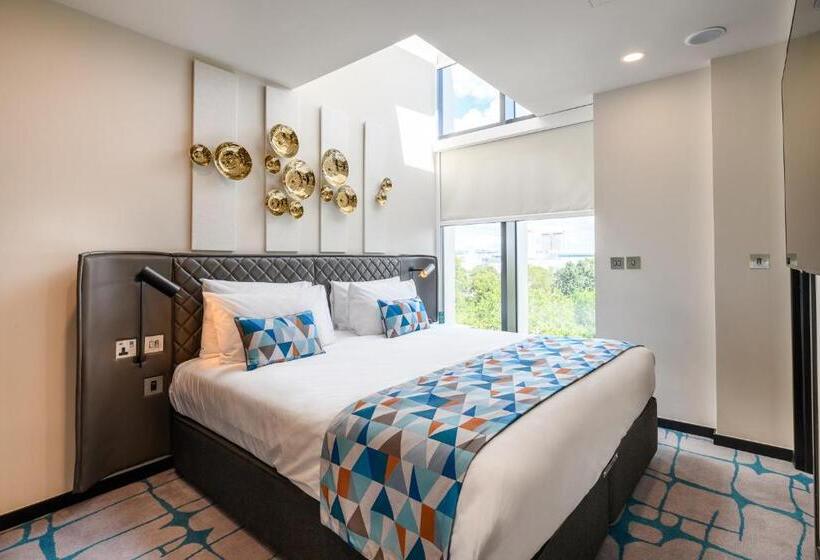 Апартаменты 2 Спальни, Dao By Dorsett West London