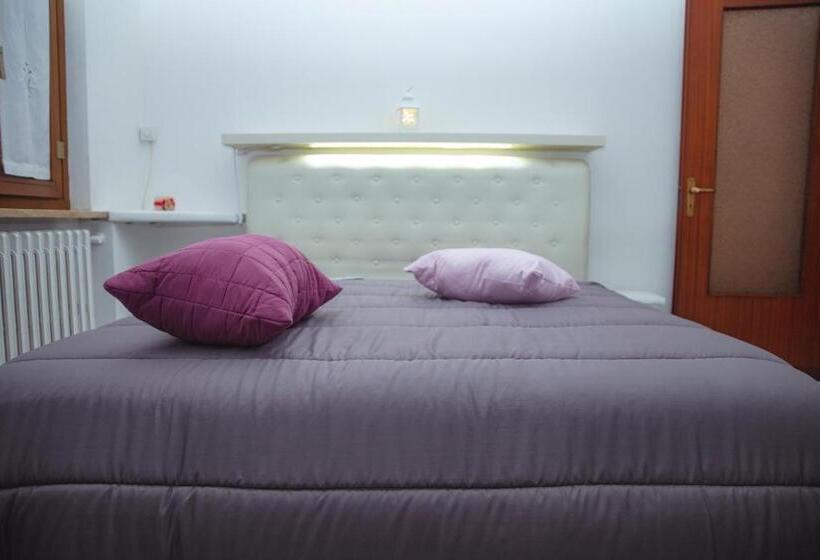 اتاق استاندارد چهار تخته, B&b Nonna Bi