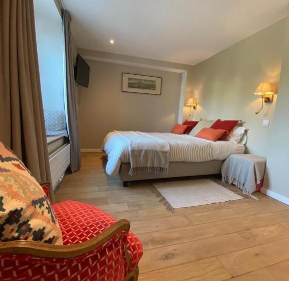 标准间, La Maison Blanche De Martué
