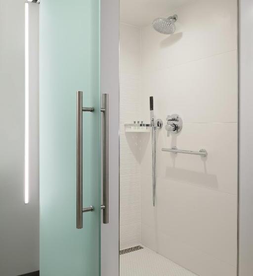 Premium Oda, Astra Hotel, Seattle, A Tribute Portfolio Hotel By Marriott   No Resort Fees