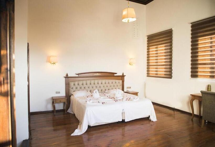 Полулюкс, Thrace Konak Hotel & Spa