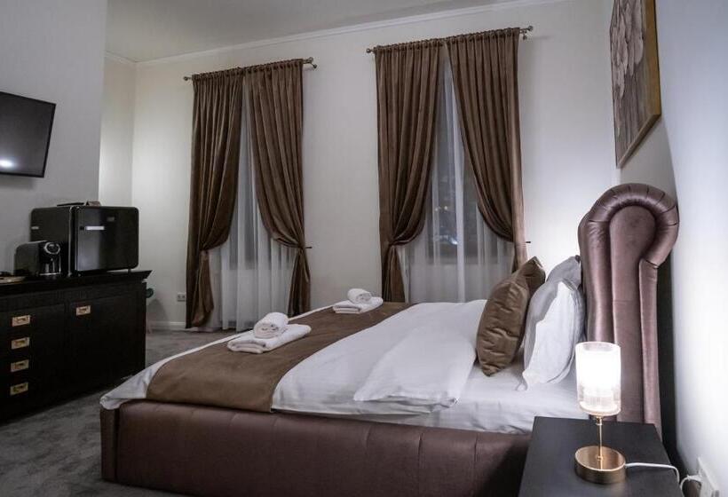 Номер Deluxe, The Nest Baia Mare