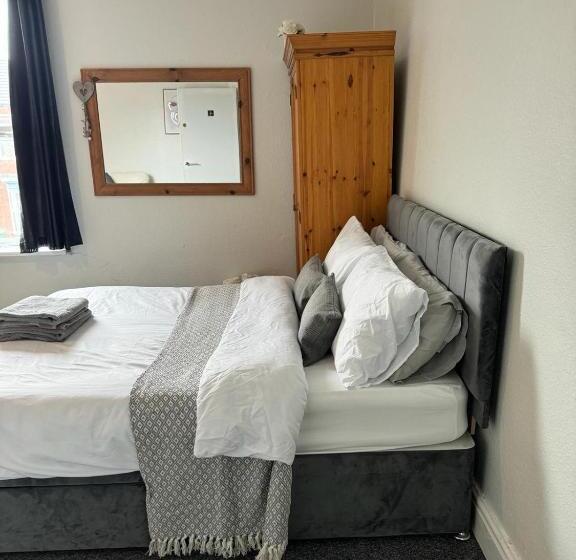 Номер Стандарт, Lincoln City Centre Rooms P&s