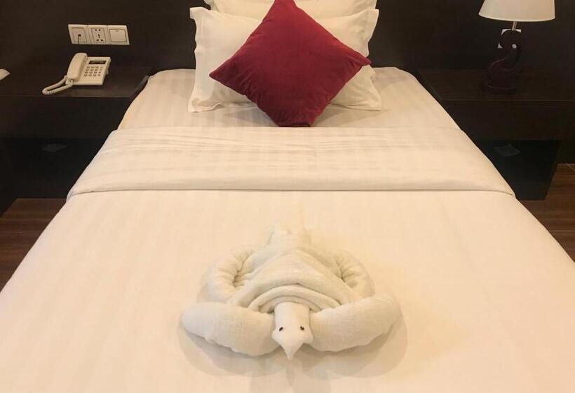 デラックスルーム, Apple Hotel Two   Near Phnom Penh Airport