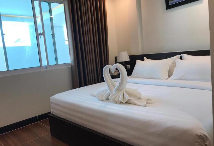 キングサイズベッドのスタンダードルーム, Apple Hotel Two   Near Phnom Penh Airport