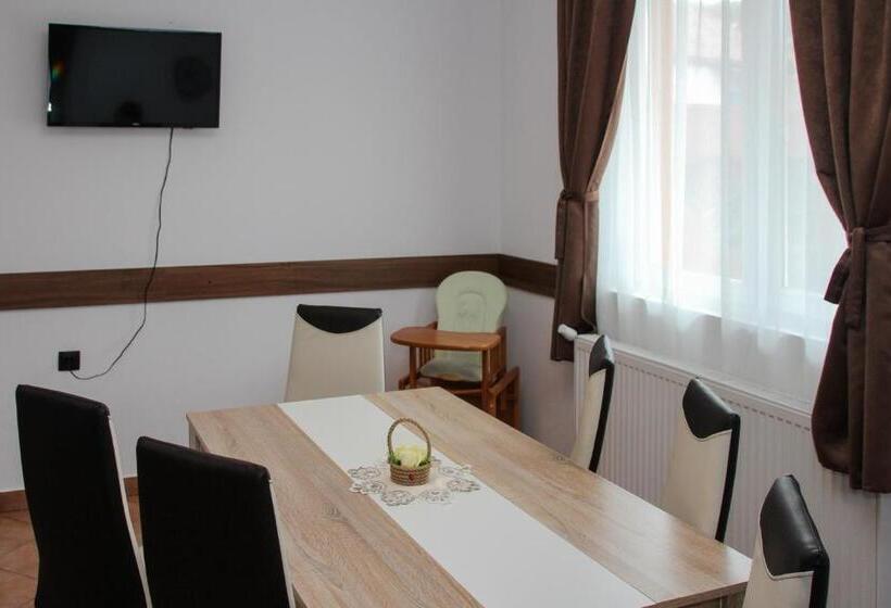 침실 2개 아파트, Apartamente Gergely Apartmanok