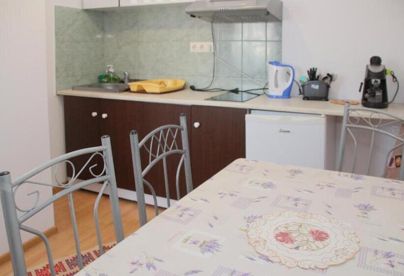 דירת חדר, Apartamente Gergely Apartmanok