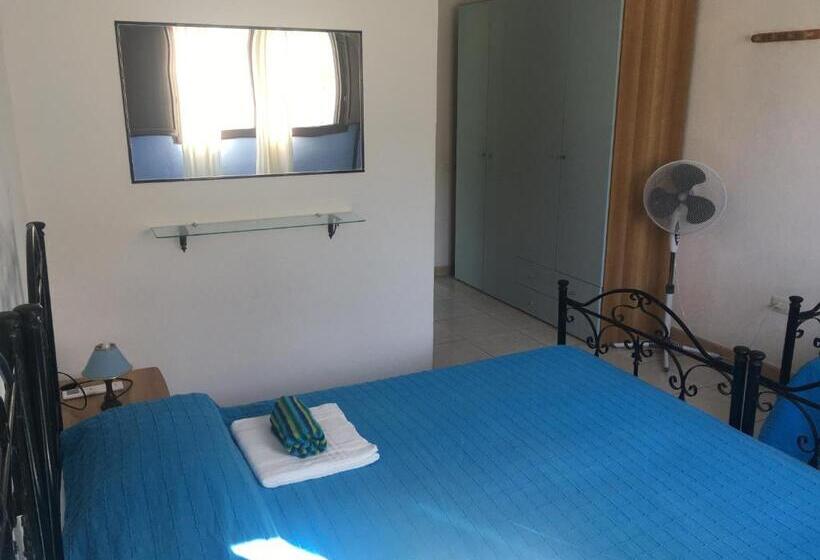 اتاق استاندارد چهار تخته, Garden Rooms