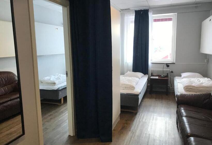 Семейный Номер, åsens Vandrarhem Uvboet