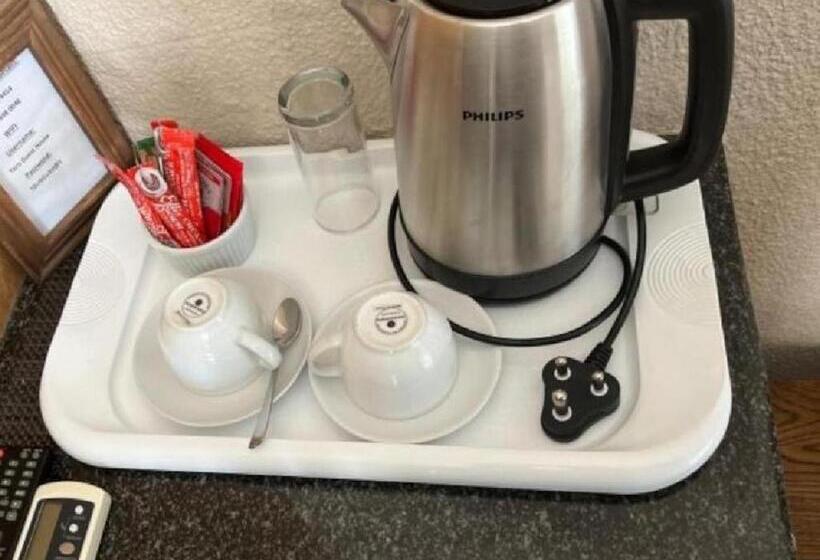 اتاق لوکس, Toro Guest House