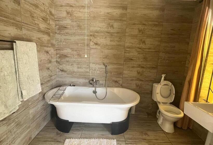 豪华房间, Toro Guest House