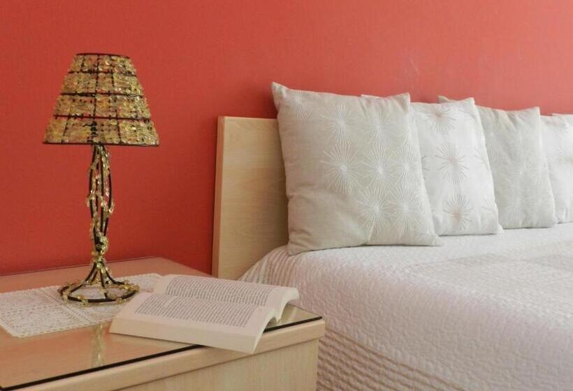 اتاق استاندارد چهار تخته, Actinia Accommodation