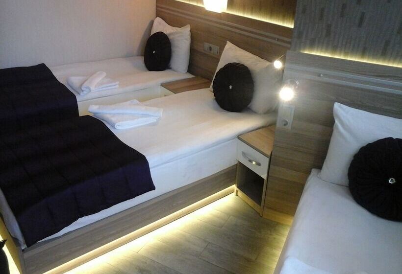 اتاق ساده سه‌ نفره, Olimpiyat Hotel Izmir