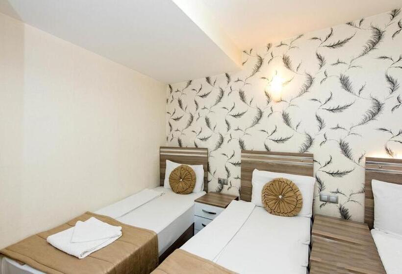 Economy Triple Room, Olimpiyat Hotel Izmir