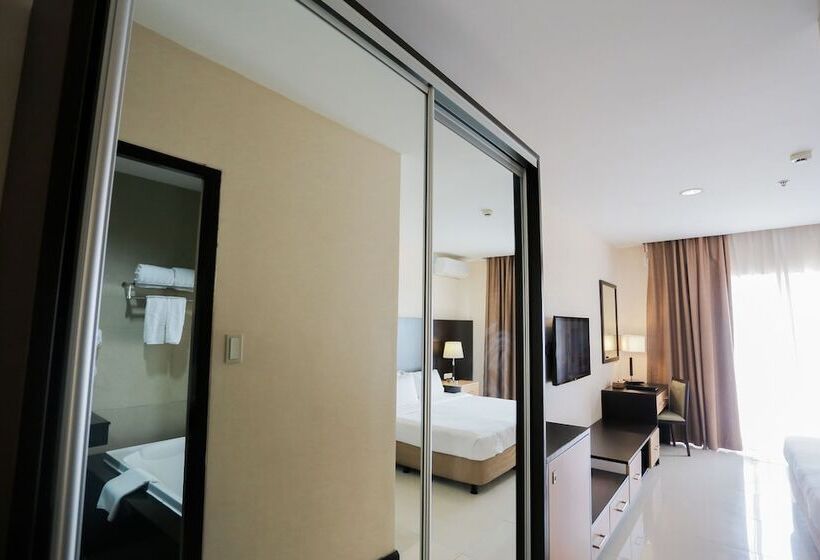 디럭스 룸 호수 전망, The Lake Hotel Tagaytay