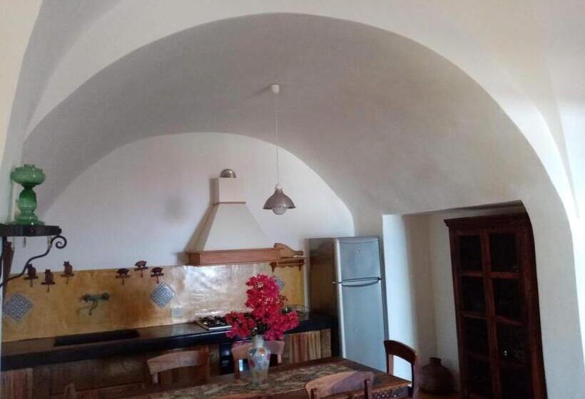 سوییت با چشم‌انداز دریا, Resort La Casa Dei Fiori