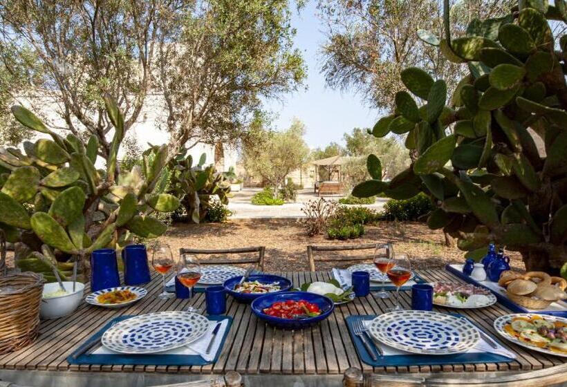 اتاق استاندارد سه نفره, Masseria Bernardini Art Resort