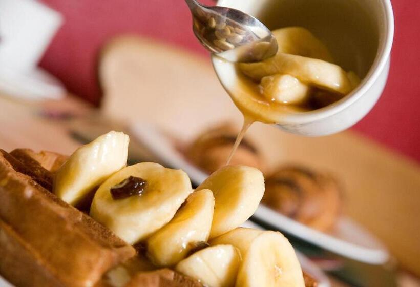 اتاق لوکس, Burnside B&b