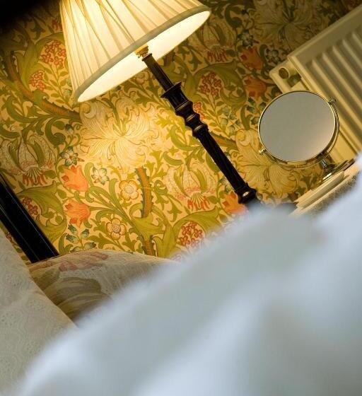 اتاق لوکس, Burnside B&b