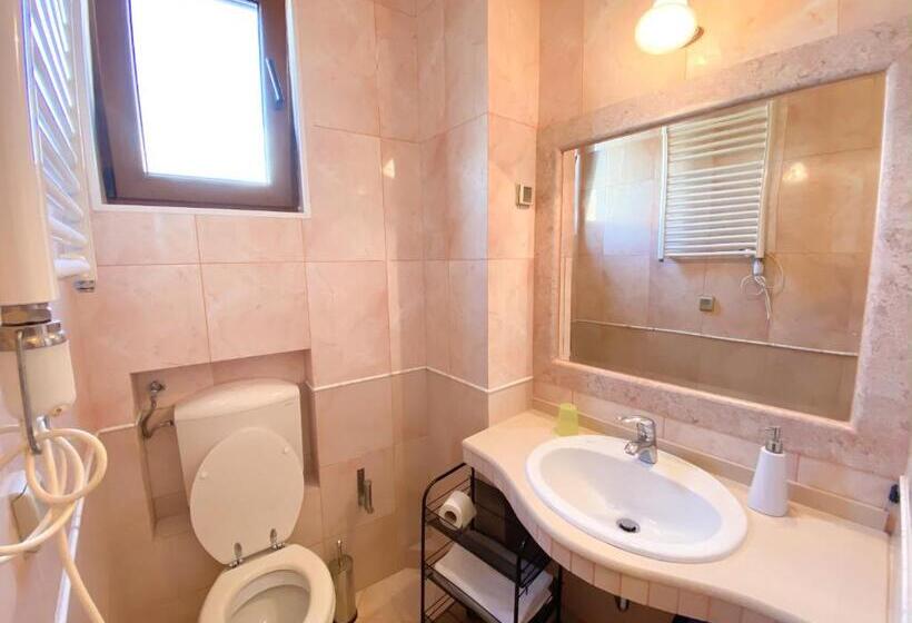 سوییت با چشم‌انداز دریا, Apartments And Rooms Levantin Inn