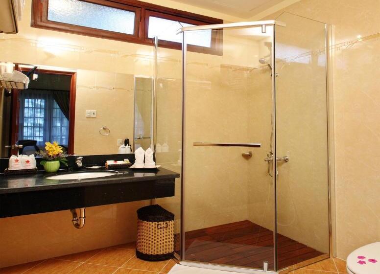 اتاق لوکس با چشم‌انداز باغ, Golden Coast Resort & Spa