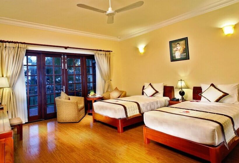 بانگلوی استاندارد, Golden Coast Resort & Spa
