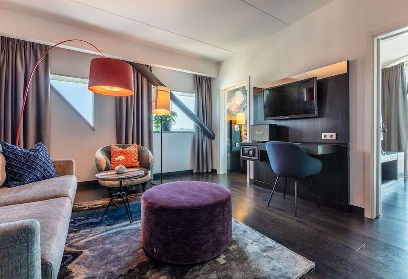 Люкс Вид на Реку, Radisson Blu Riverside
