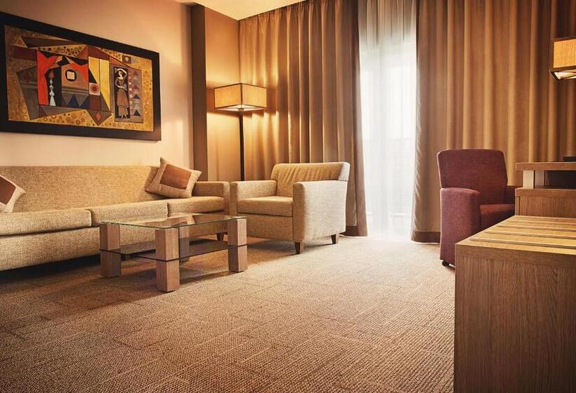 Люкс Премиум, Mirotel Resort And Spa