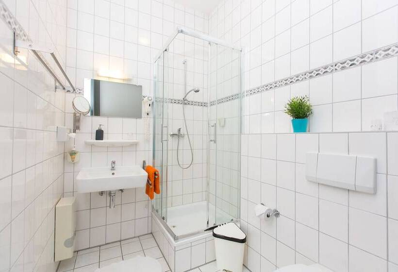 Номер Стандарт Трехместный, T3 Hotel Cityloft