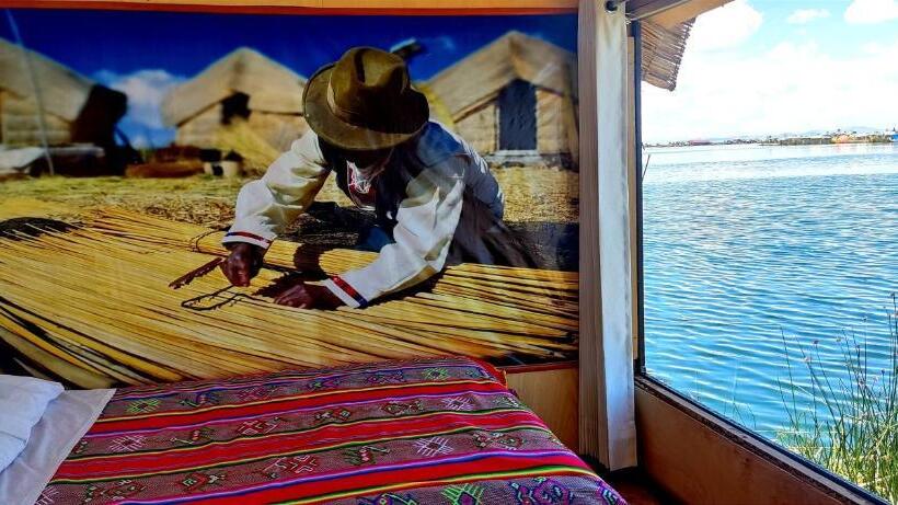 اتاق استاندارد با تراس, Los Uros Lago Titicaca