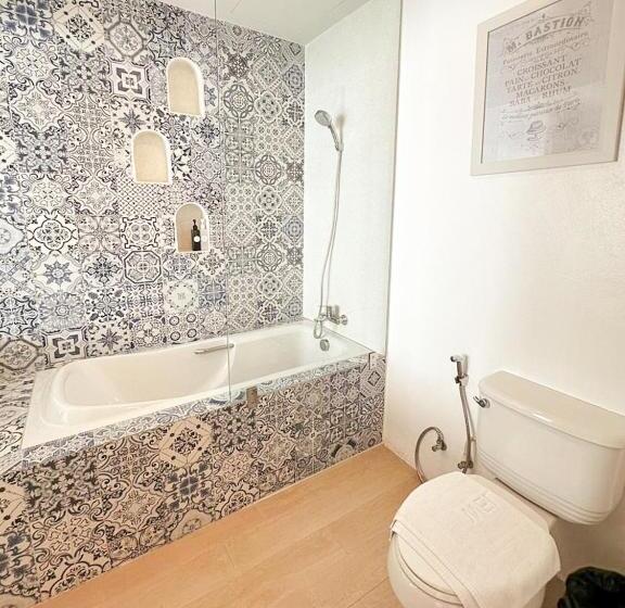 اتاق لوکس, Costa Beach Residence & Jacuzzi