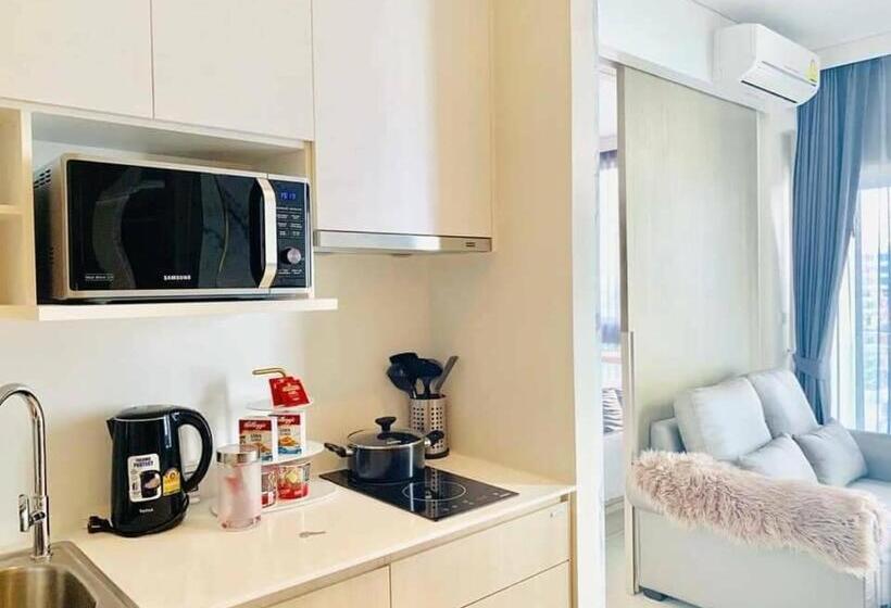 Quarto Estandar Cama King, Veranda Residence Pattaya By Fon
