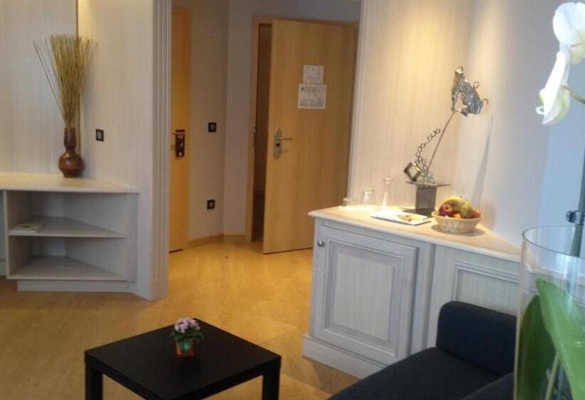 Deluxe Suite, Cottage Logis Hôtel   Restaurant
