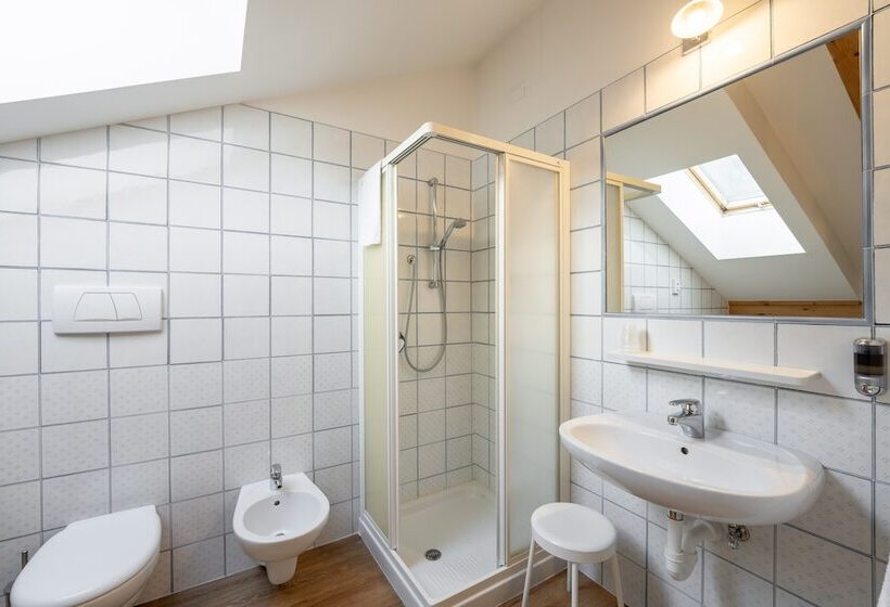 Четырехместный Номер Стандарт, Villa Adria B&b