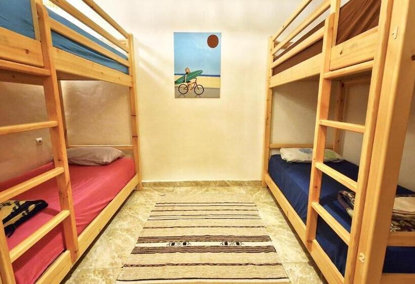 Кровать в Общей Комнате, Kekai Surf House