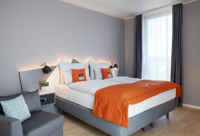 Номер Superior, Holiday Inn   The Niu, Hub Dusseldorf Messe, An Ihg
