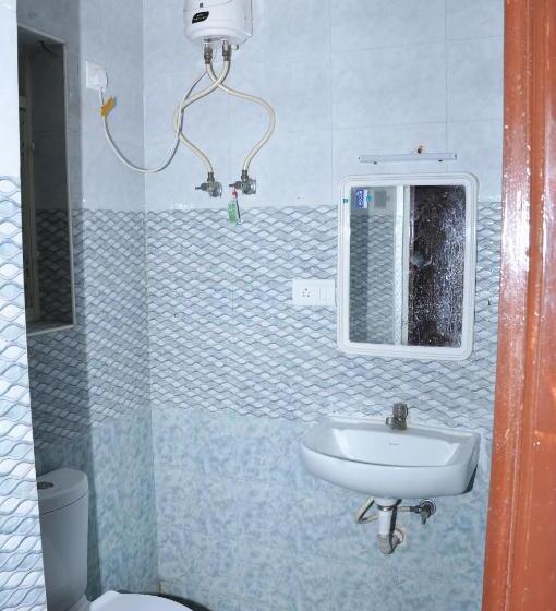 Quarto Deluxe Cama King, Kiruba Castle