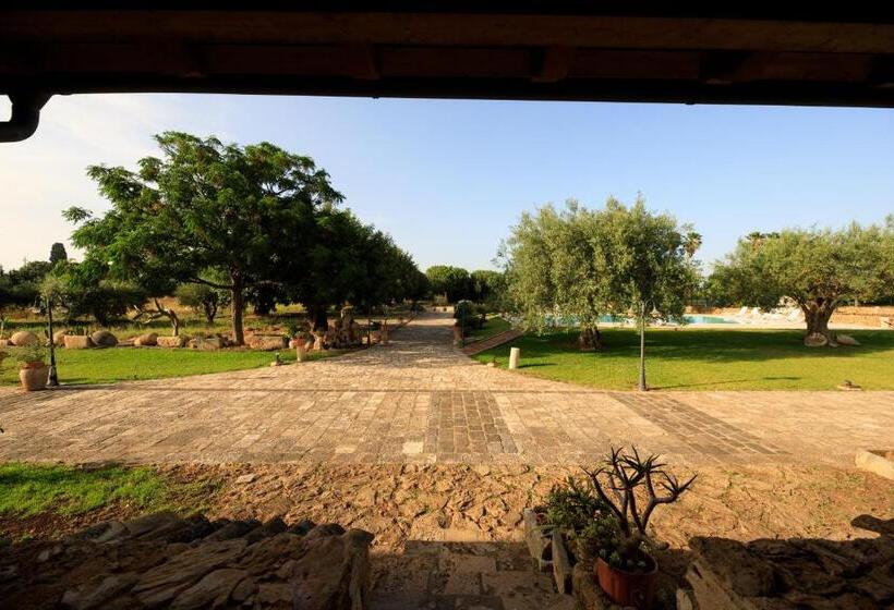 Апартаменты 2 спальни Вид на Бассейн, Agriturismo Masseria Sant  Elia