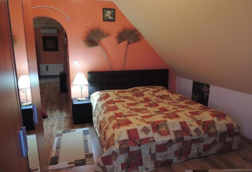 سوییت خانوادگی, Bajor Panzió Bük Bükfürdő, Adults Friendly 12 Plus