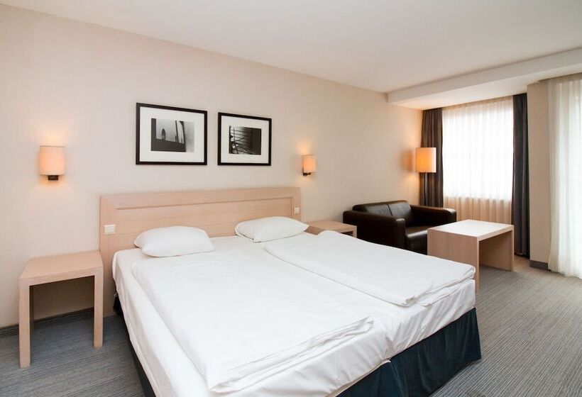 Полулюкс, Aazaert By Wp Hotels
