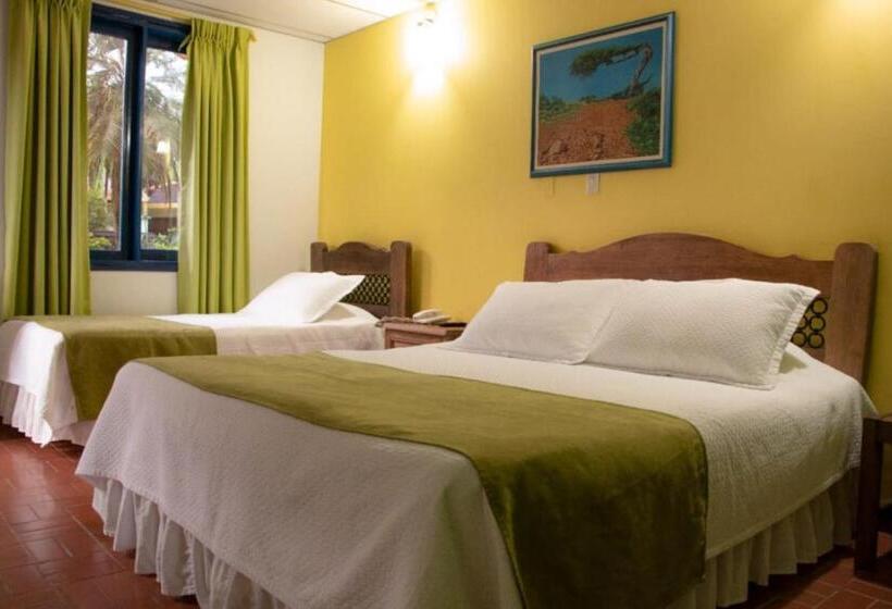 베이직 3인 룸, Ecohotel La Casona Pereira